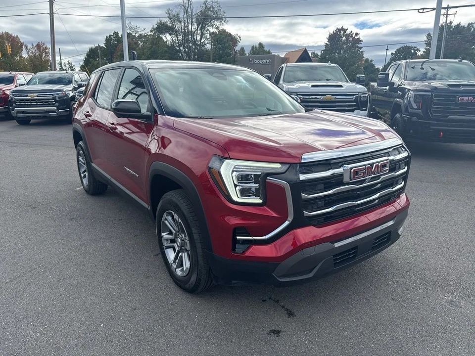 2026 GMC Terrain - Image 7 of 12
