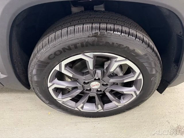 2026 GMC Terrain - Image 4 of 12