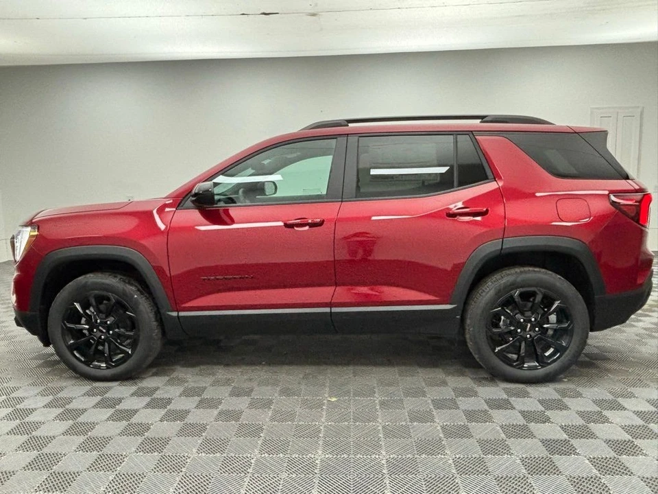 2026 GMC Terrain - Image 10 of 12