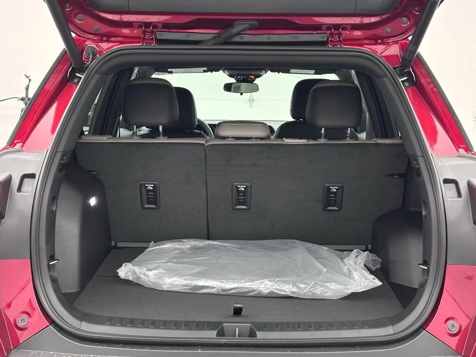 2026 GMC Terrain - Image 8 of 12