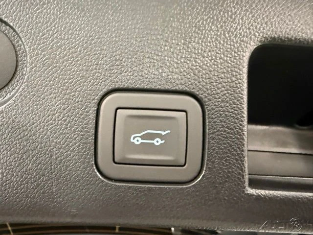 2026 GMC Terrain - Image 9 of 12