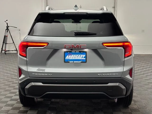 2026 GMC Terrain - Image 8 of 12