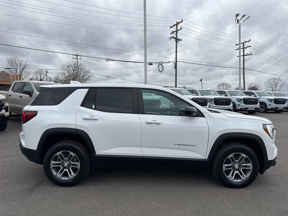 2026 GMC Terrain - Image 6 of 12