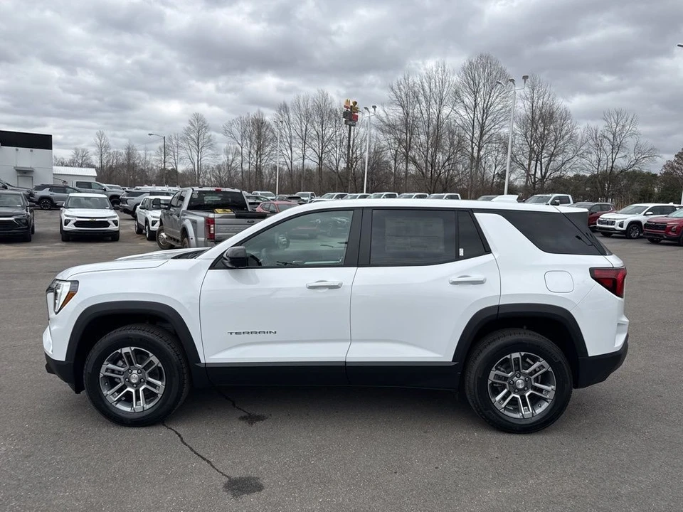 2026 GMC Terrain - Image 2 of 12