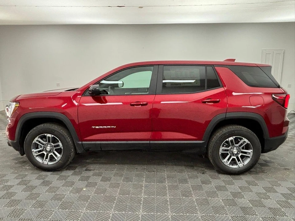 2026 GMC Terrain - Image 12 of 12