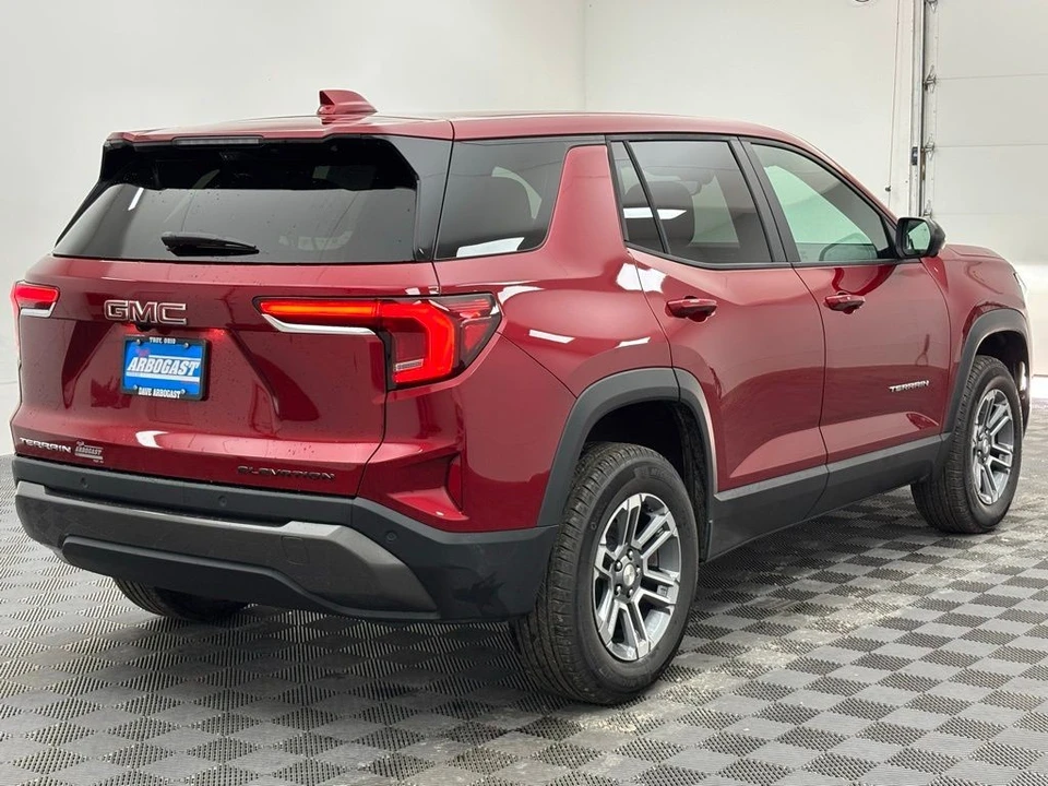 2026 GMC Terrain - Image 8 of 12