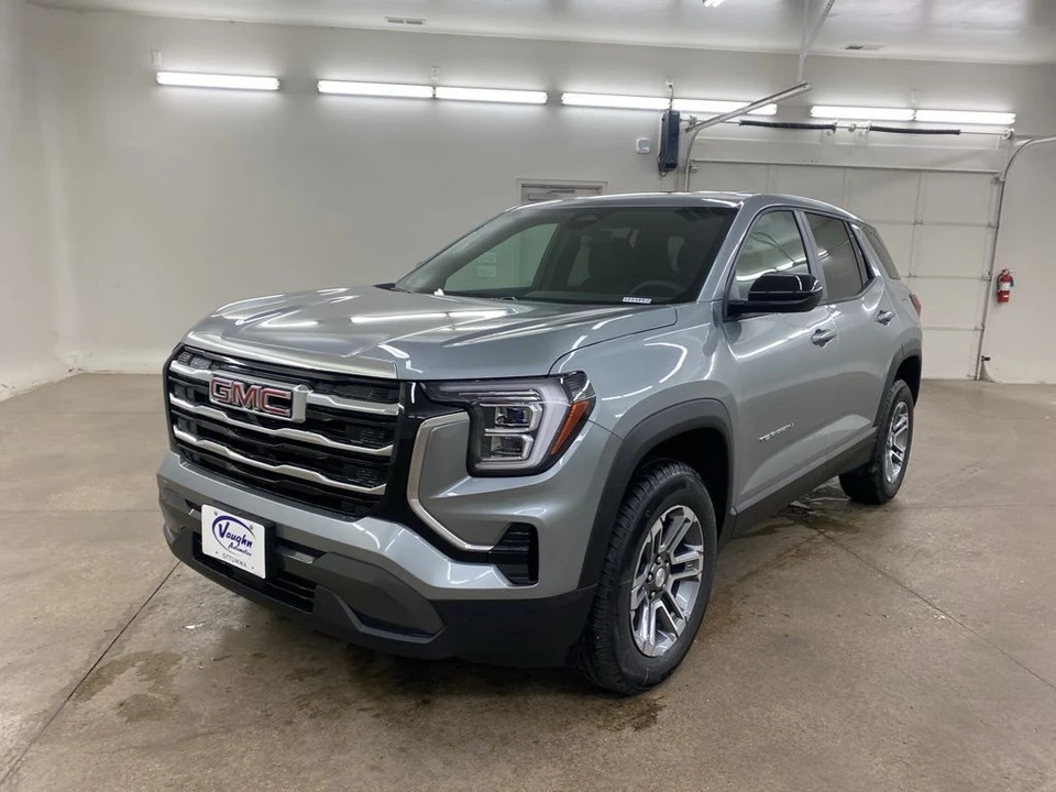 2026 GMC Terrain - Image 5 of 12