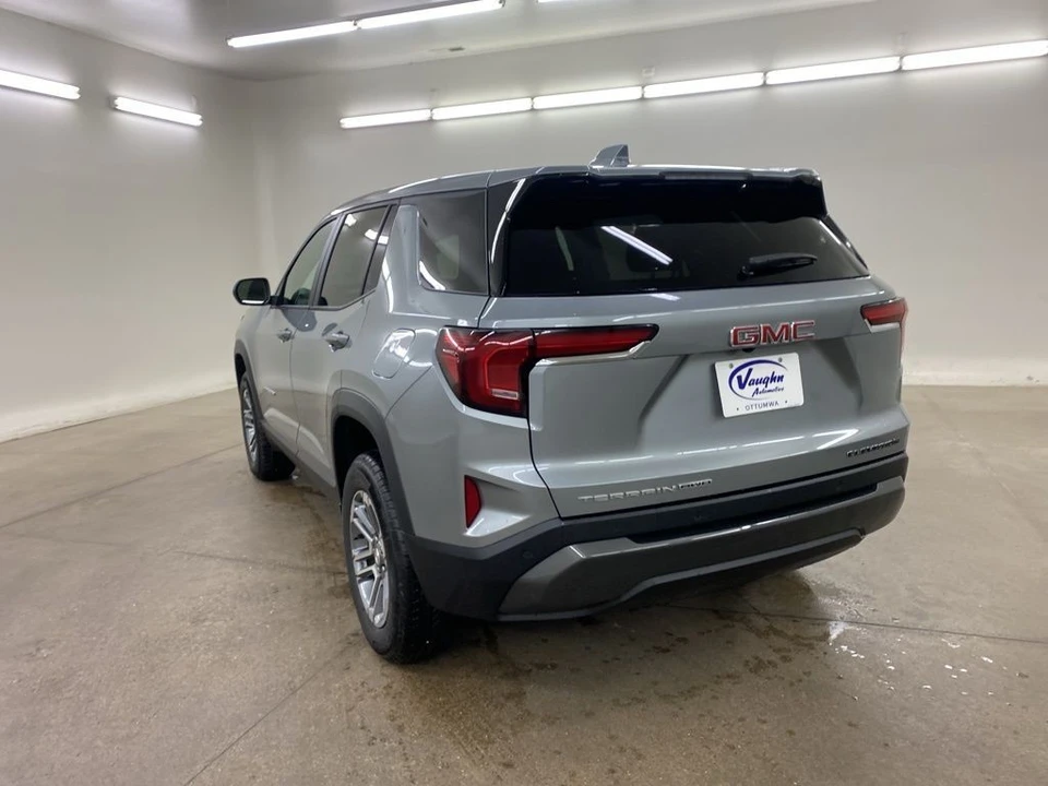 2026 GMC Terrain - Image 8 of 12