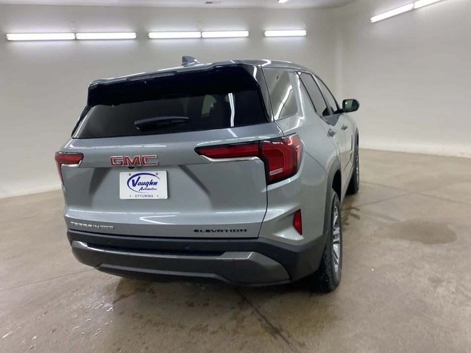 2026 GMC Terrain - Image 10 of 12