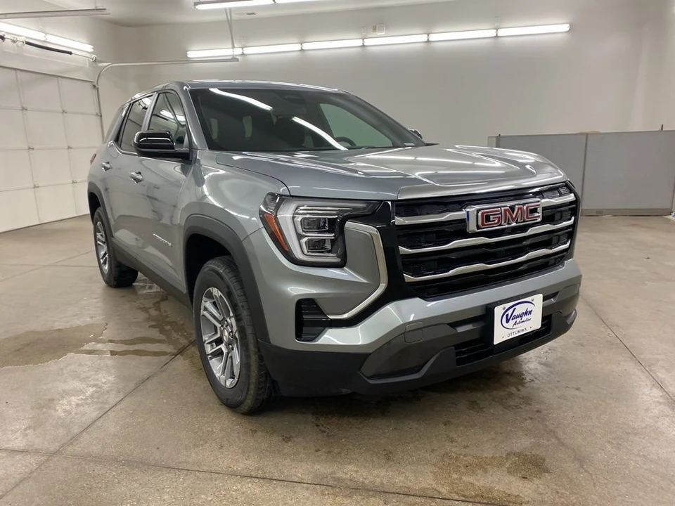 2026 GMC Terrain - Image 2 of 12