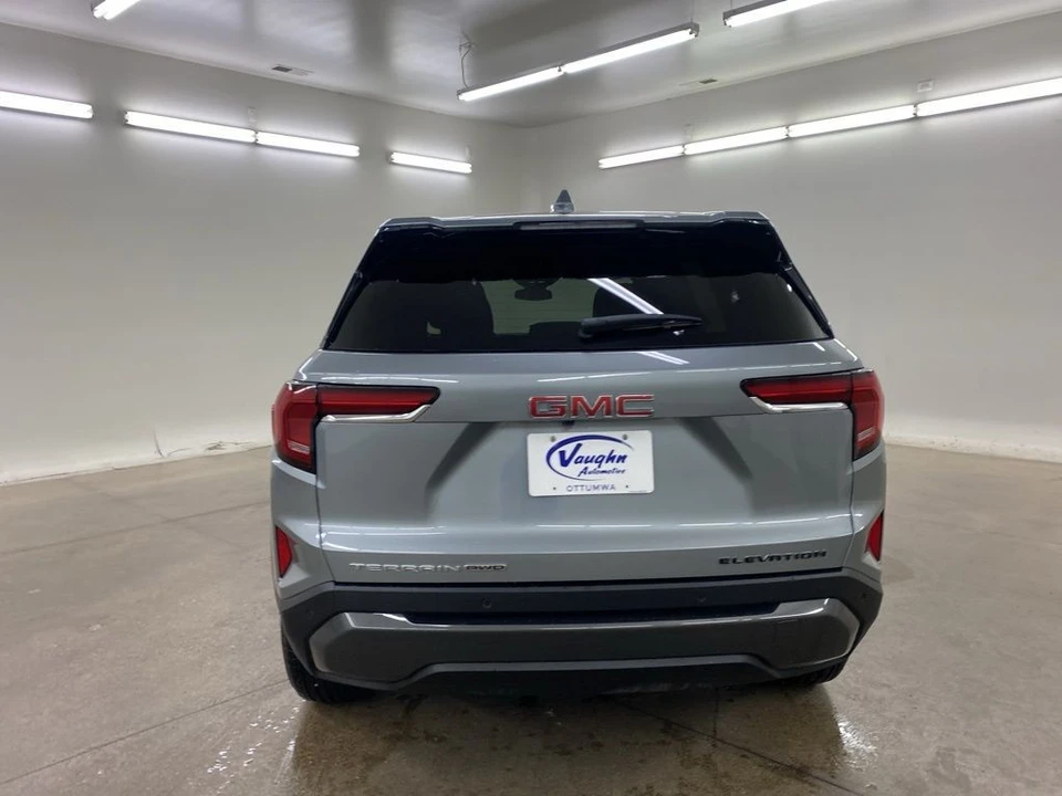 2026 GMC Terrain - Image 9 of 12