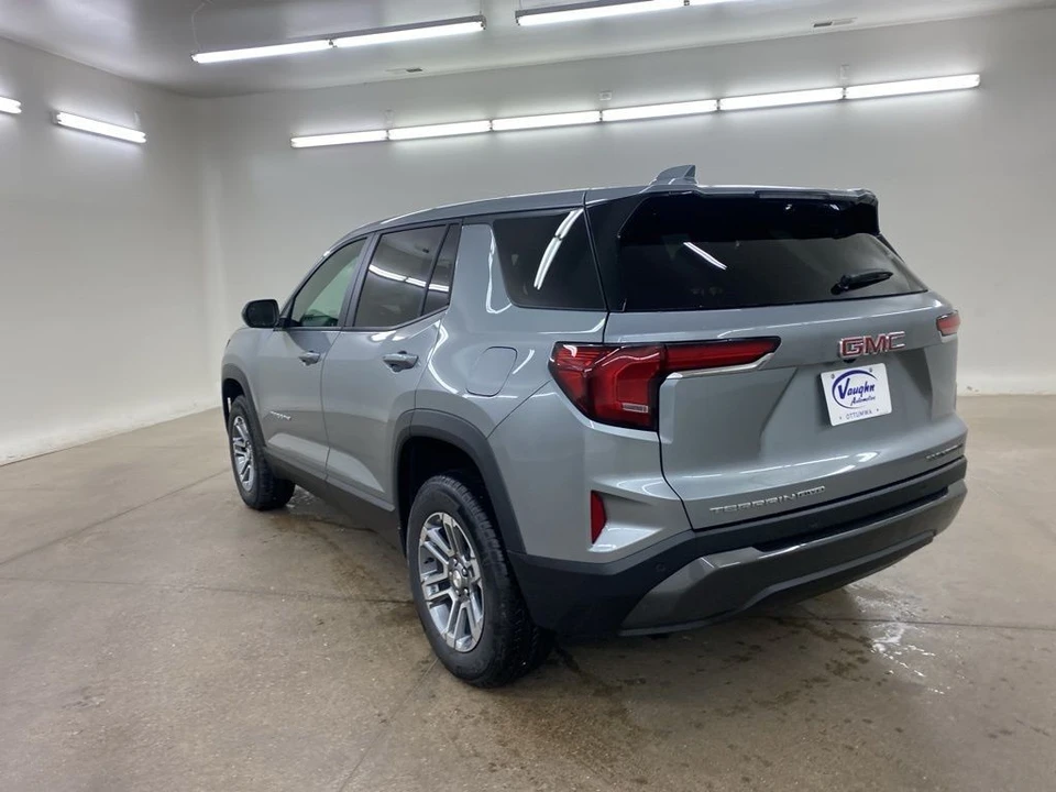 2026 GMC Terrain - Image 7 of 12