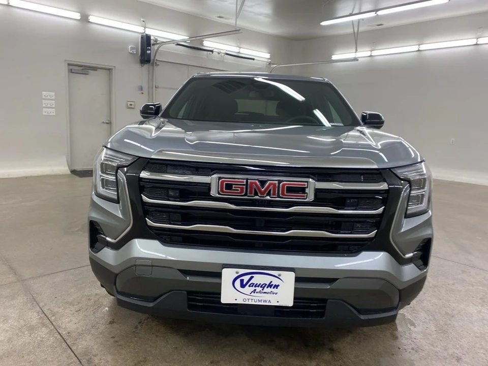 2026 GMC Terrain - Image 3 of 12