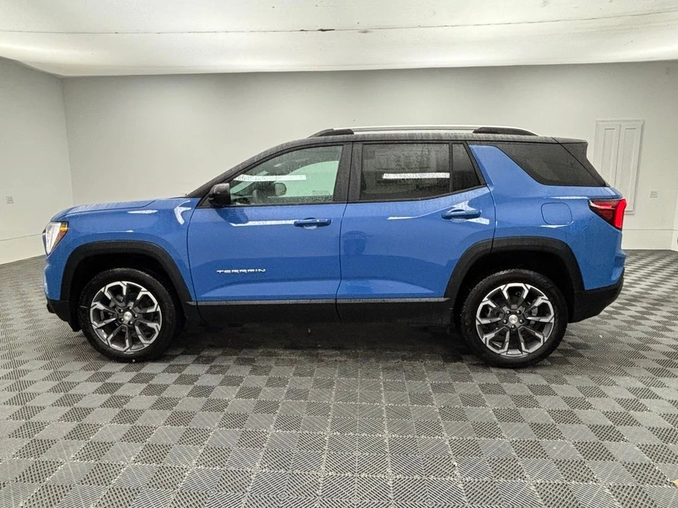2026 GMC Terrain - Image 12 of 12