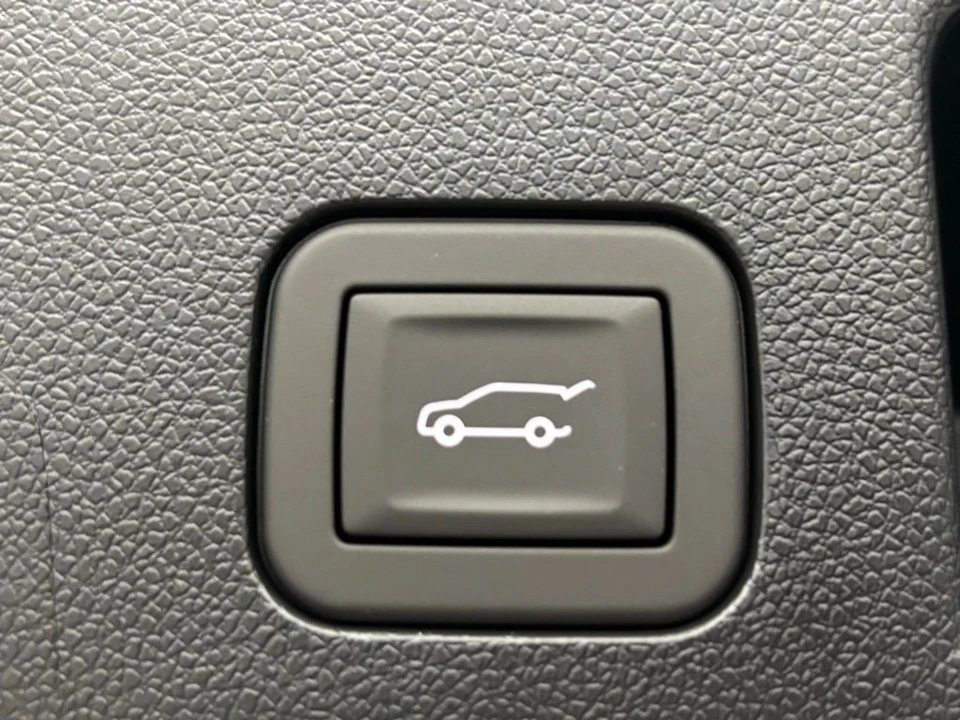 2026 GMC Terrain - Image 10 of 12