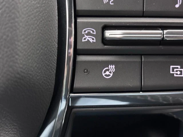 2026 GMC Terrain - Image 4 of 12