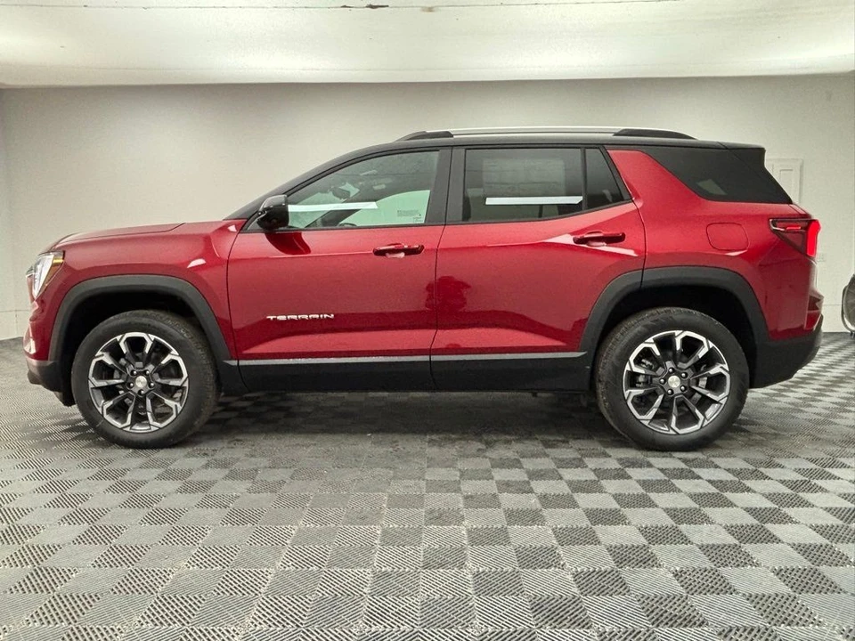 2026 GMC Terrain - Image 12 of 12