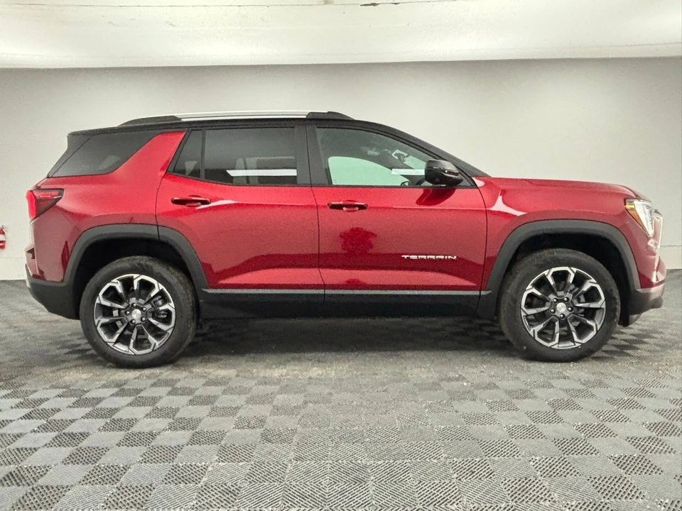 2026 GMC Terrain - Image 6 of 12