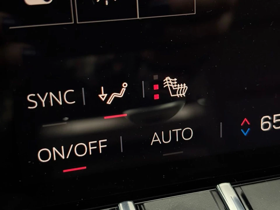2026 GMC Terrain - Image 5 of 12