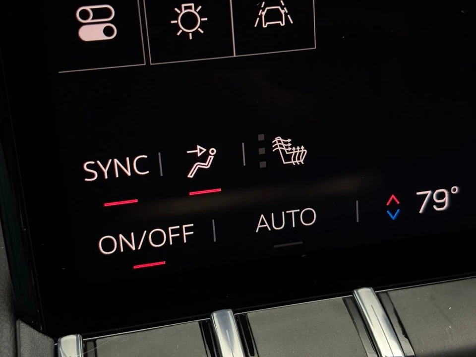 2026 GMC Terrain - Image 4 of 12