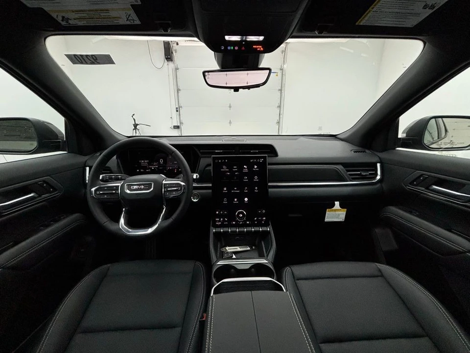 2026 GMC Terrain - Image 2 of 12