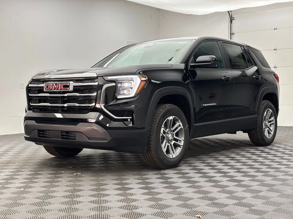 2026 GMC Terrain - Image 12 of 12