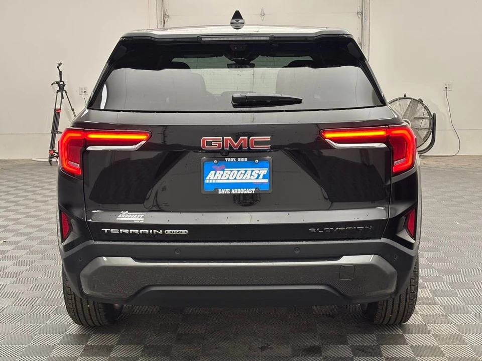 2026 GMC Terrain - Image 8 of 12