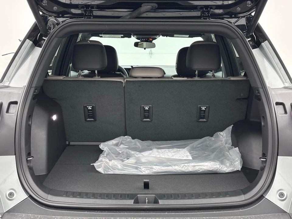 2026 GMC Terrain - Image 10 of 12