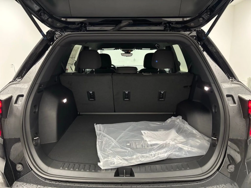 2026 GMC Terrain - Image 9 of 12