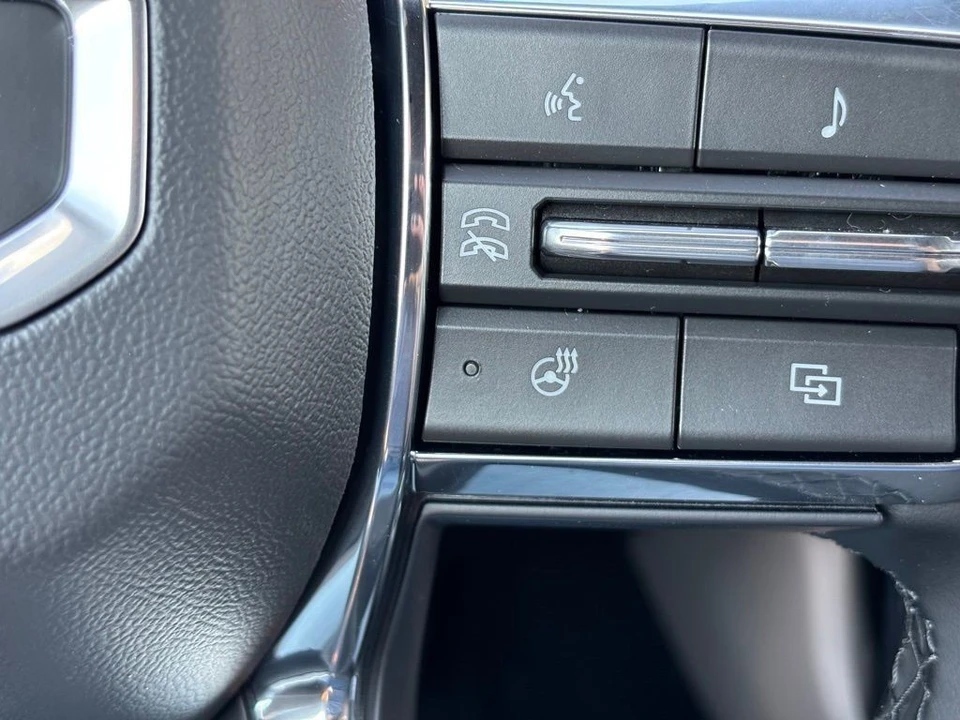 2026 GMC Terrain - Image 8 of 12