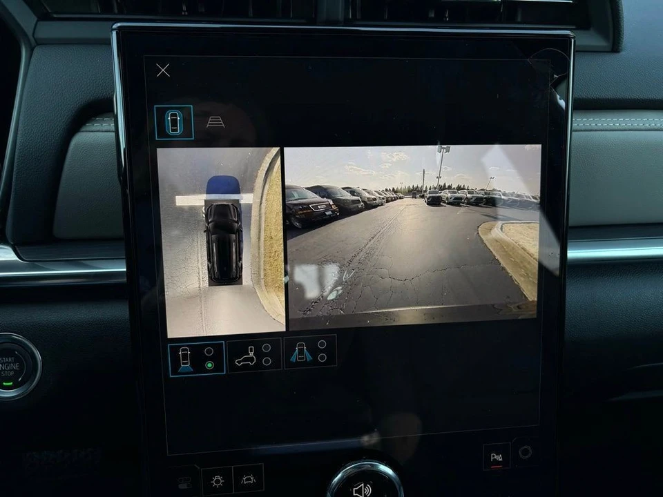 2026 GMC Terrain - Image 3 of 12