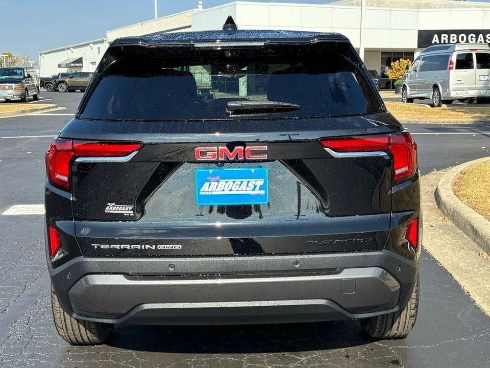 2026 GMC Terrain - Image 12 of 12