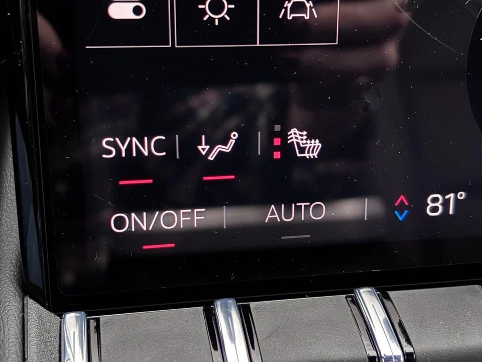 2026 GMC Terrain - Image 5 of 12