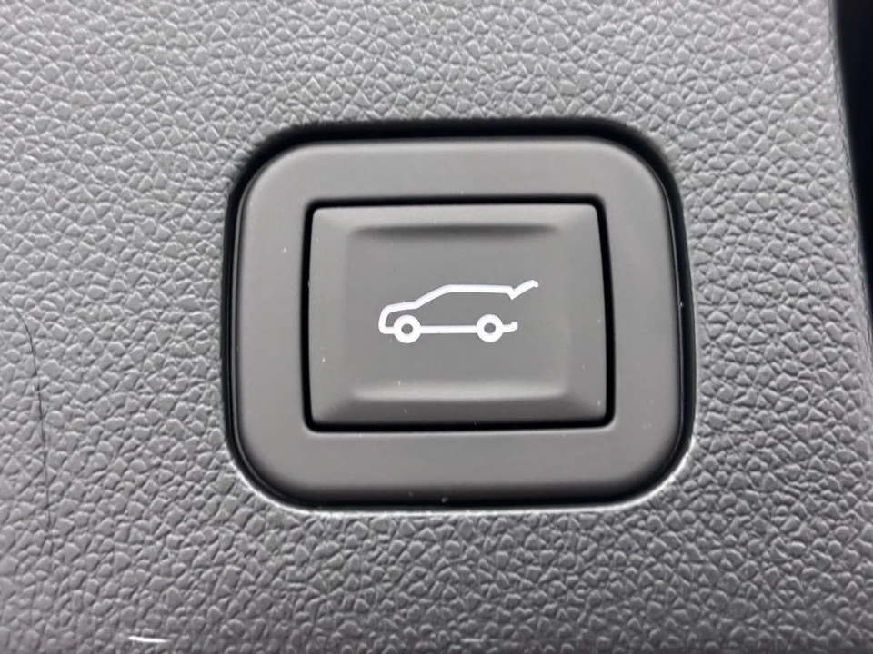 2026 GMC Terrain - Image 11 of 12