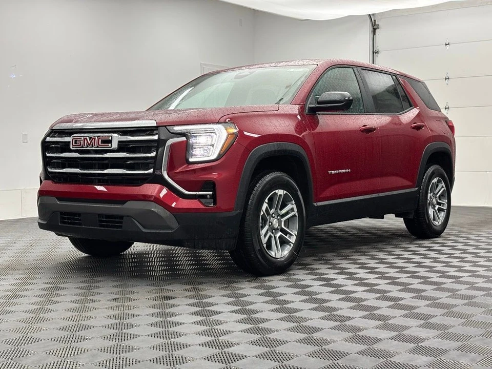 2026 GMC Terrain - Image 12 of 12