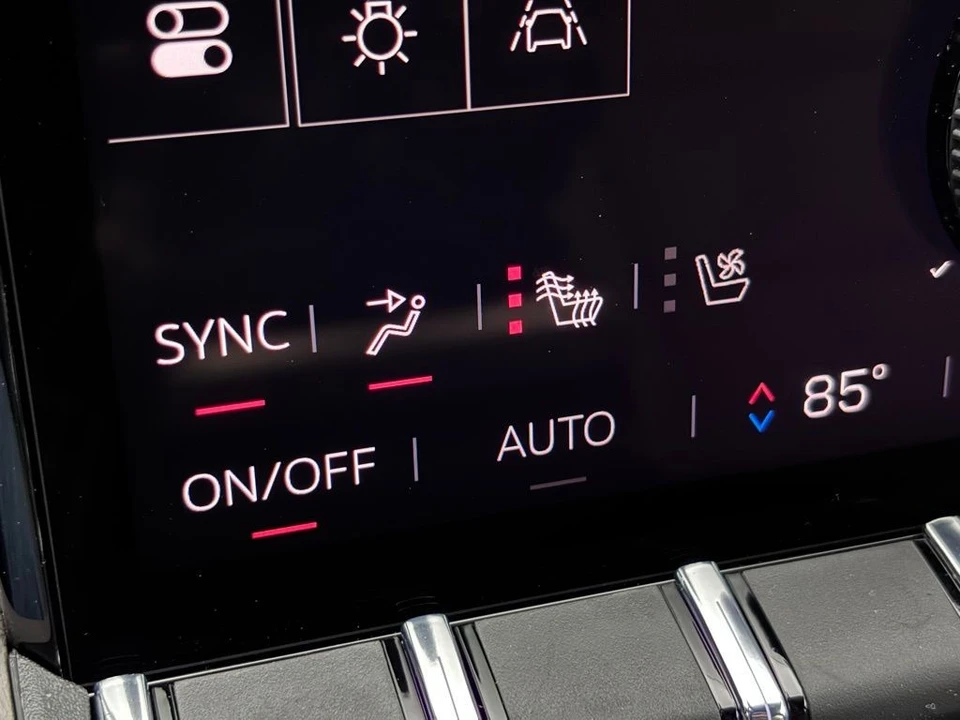 2026 GMC Terrain - Image 4 of 12