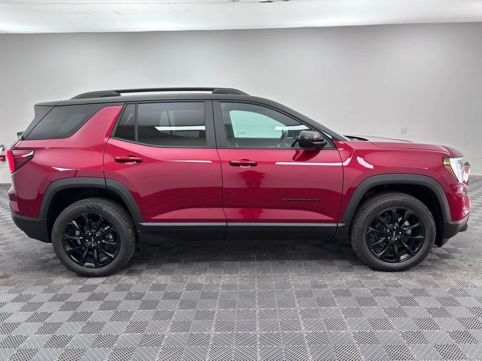 2026 GMC Terrain - Image 7 of 12