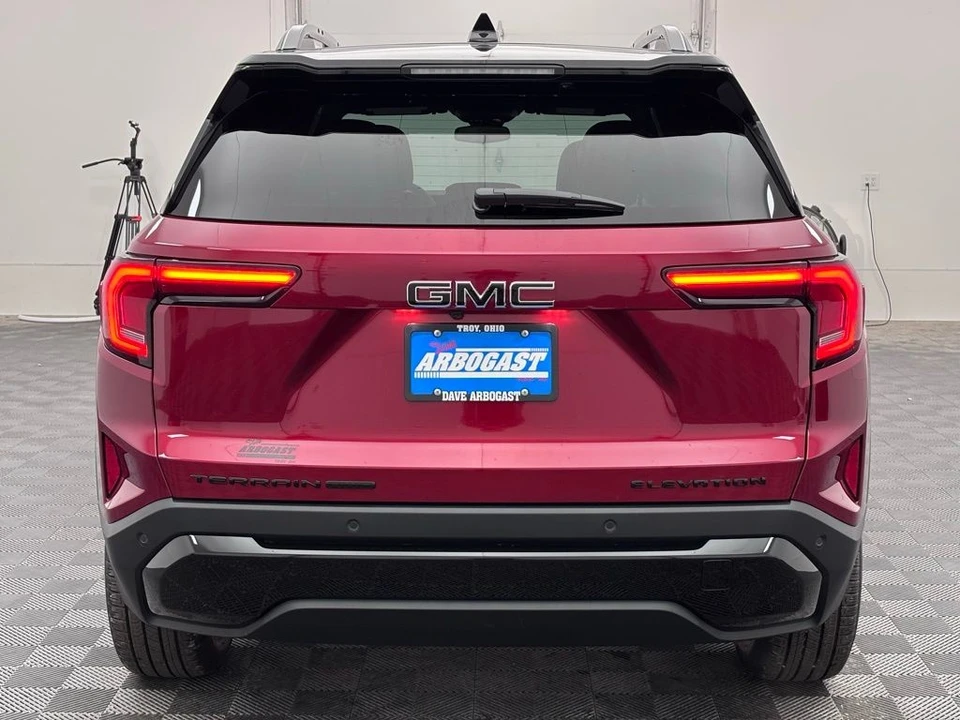 2026 GMC Terrain - Image 9 of 12