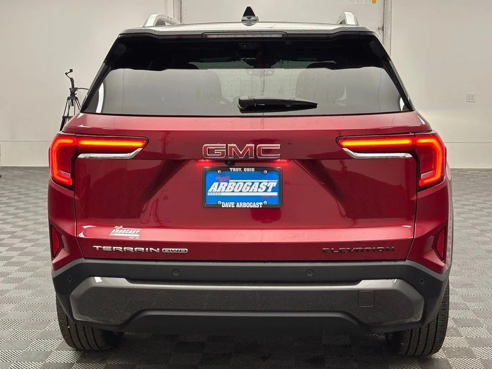2026 GMC Terrain - Image 9 of 12