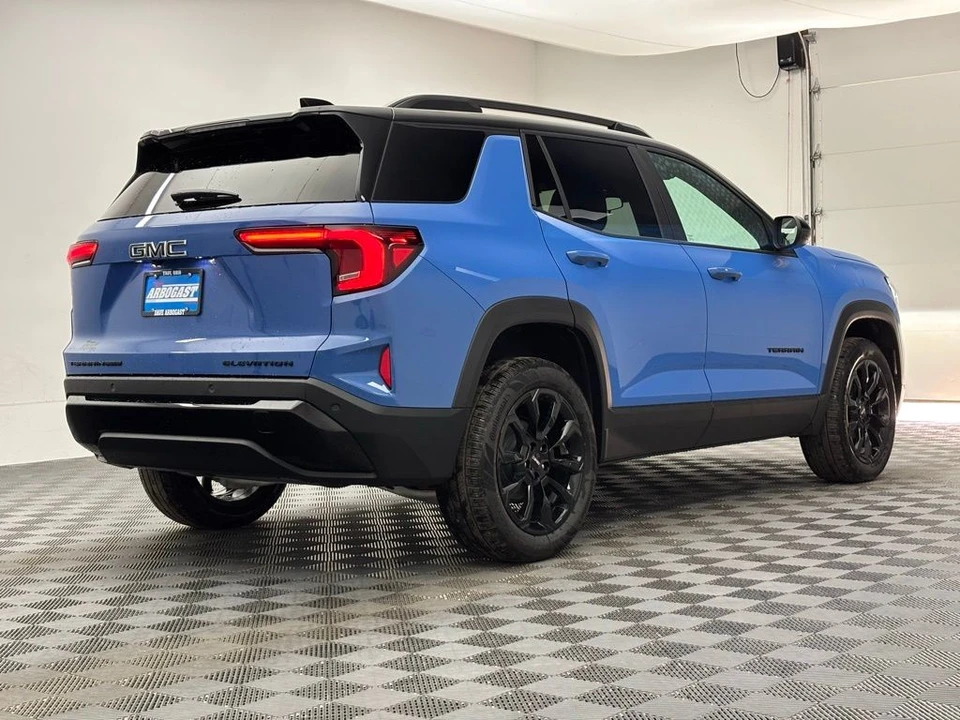 2026 GMC Terrain - Image 6 of 12