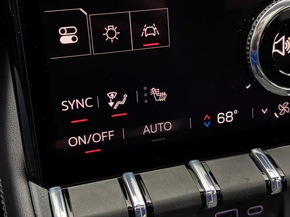 2026 GMC Terrain - Image 5 of 12