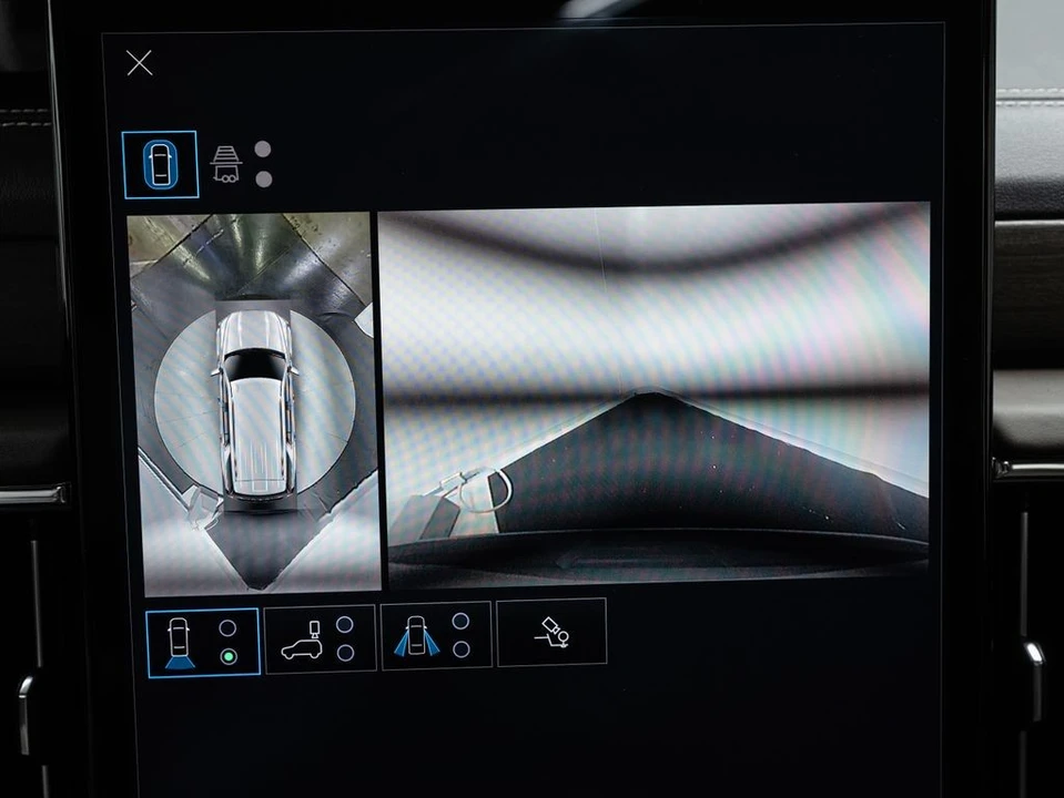 2026 GMC Yukon 5th Gen - Image 18 of 21