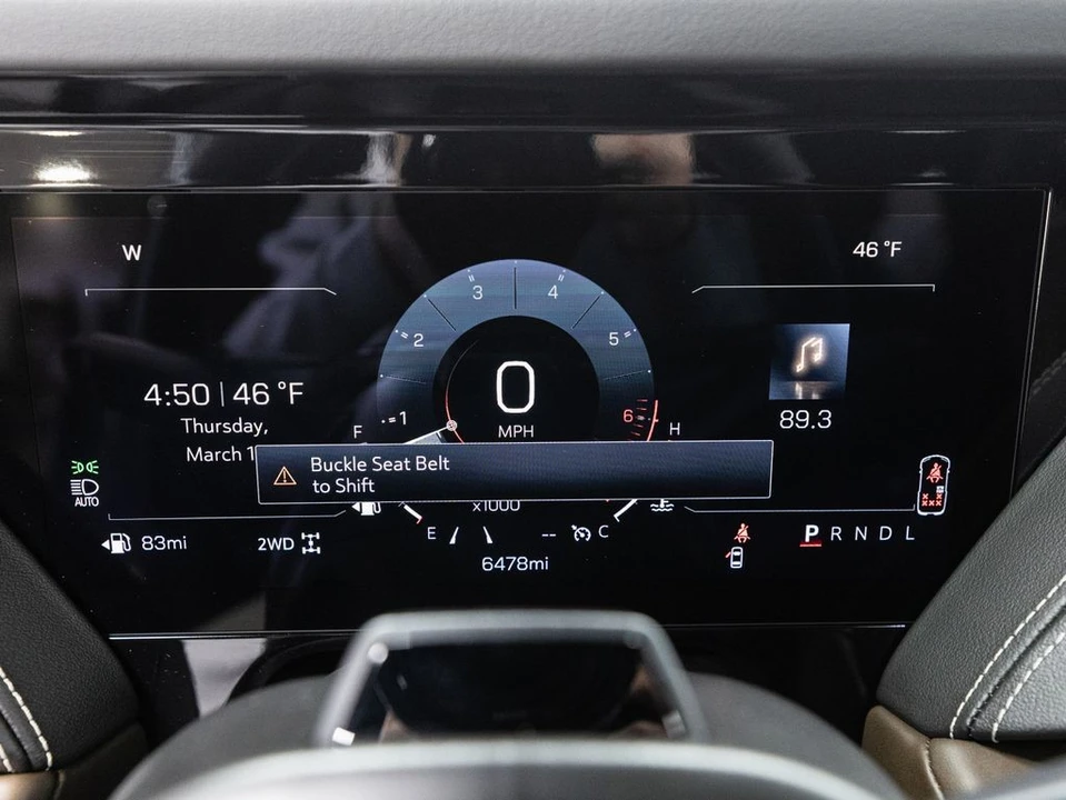 2026 GMC Yukon 5th Gen - Image 13 of 21