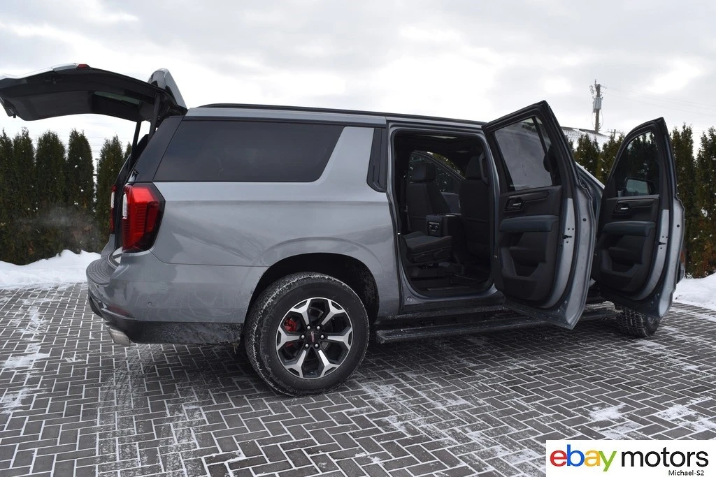 2026 GMC Yukon 5th Gen - Image 20 of 21