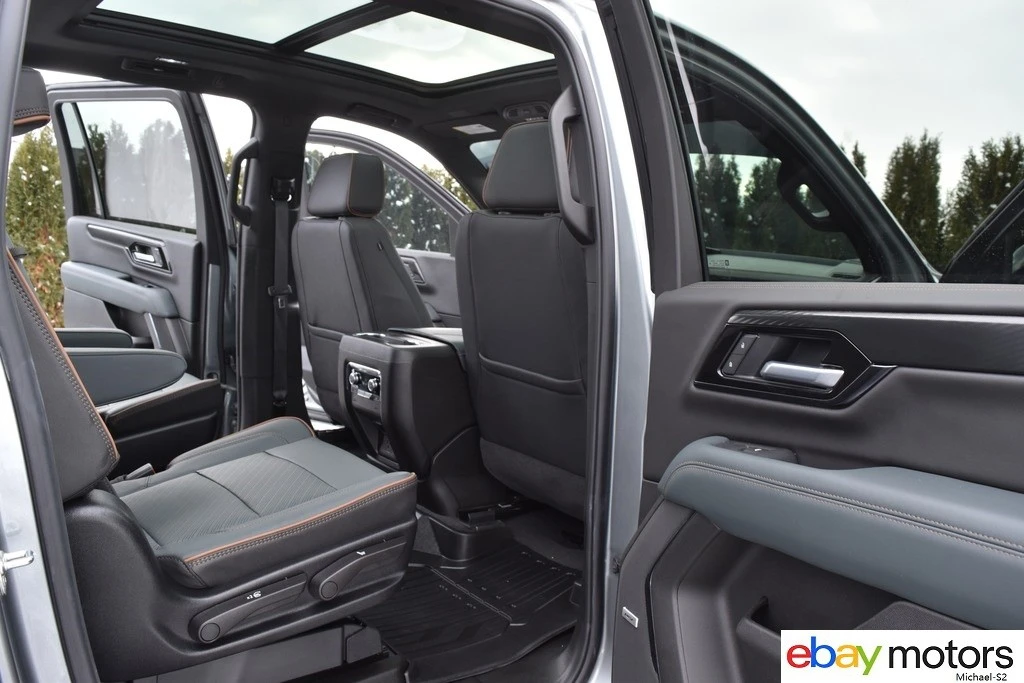 2026 GMC Yukon 5th Gen - Image 19 of 21