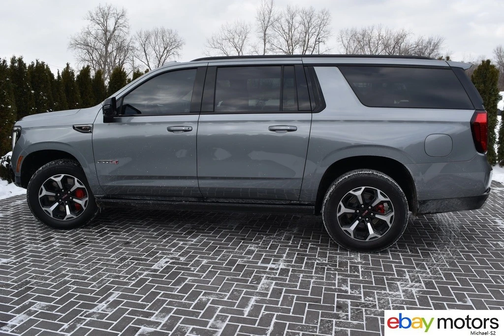 2026 GMC Yukon 5th Gen - Image 8 of 21