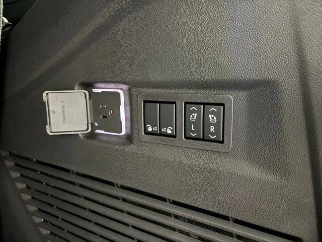 2026 GMC Yukon 5th Gen - Image 12 of 12