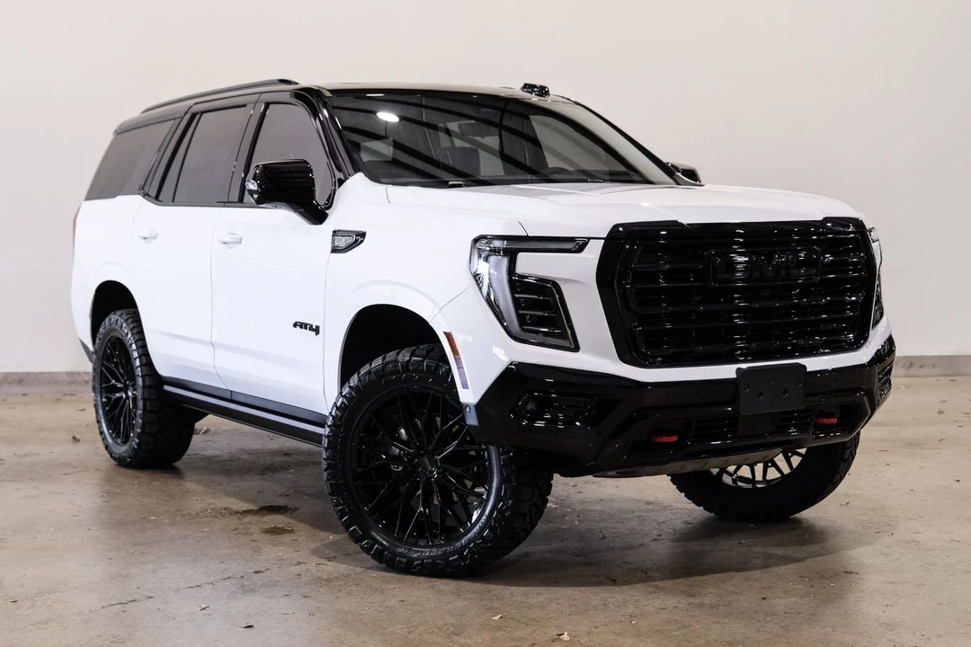 2026 GMC Yukon 5th Gen - Image 4 of 12