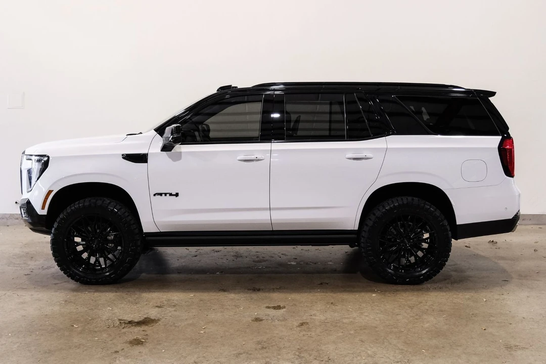 2026 GMC Yukon 5th Gen - Image 6 of 12