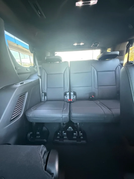 2026 GMC Yukon 5th Gen - Image 5 of 7